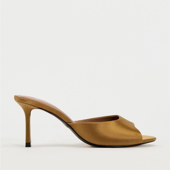 Zara Shoes - NWT Zara mules